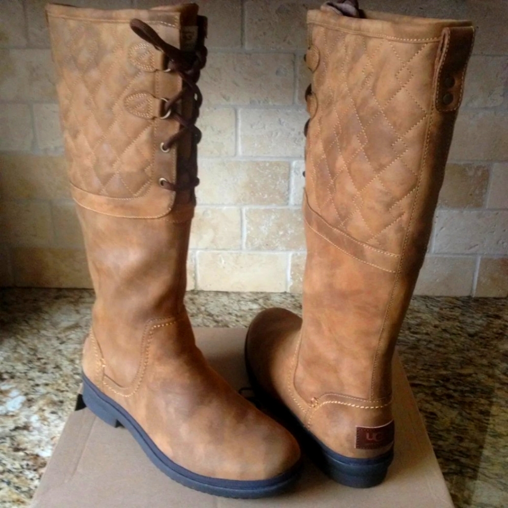 UGG Elsa Quilted Waterproof boots 9.5